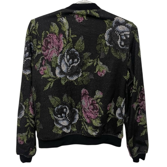 Lululemon Reversible Bomber Jacket - Picture 5 of 6